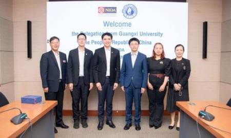 ดร.หลี่ เหรินเหลียง อาจารย์ประจำคณะ เข้าร่วมให้การต้อนรับ ผู้แทนจาก Guangxi University 